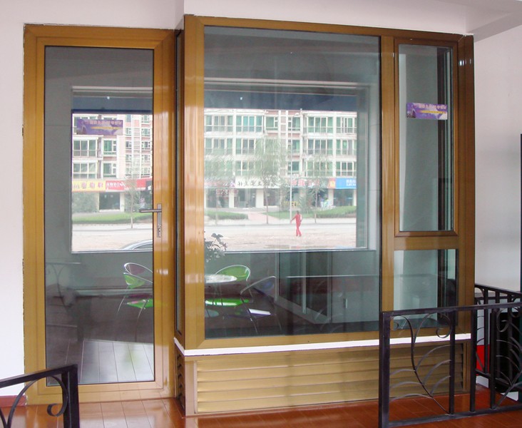 55隔熱節能門窗