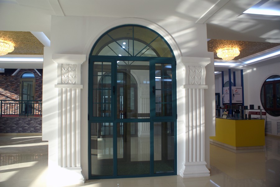 GR50隔熱節能平開窗